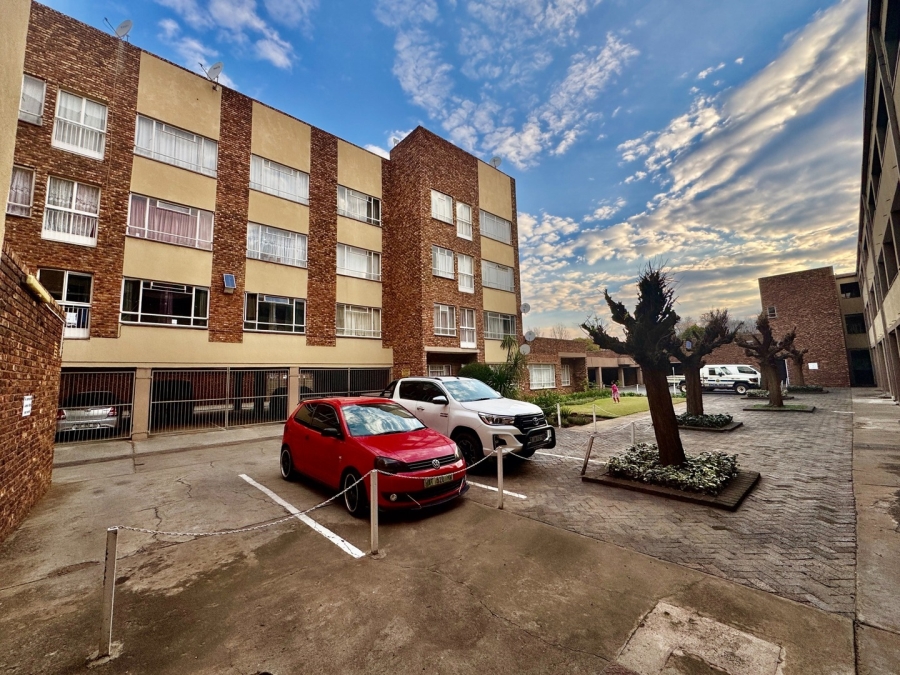 2 Bedroom Property for Sale in Potchefstroom North West